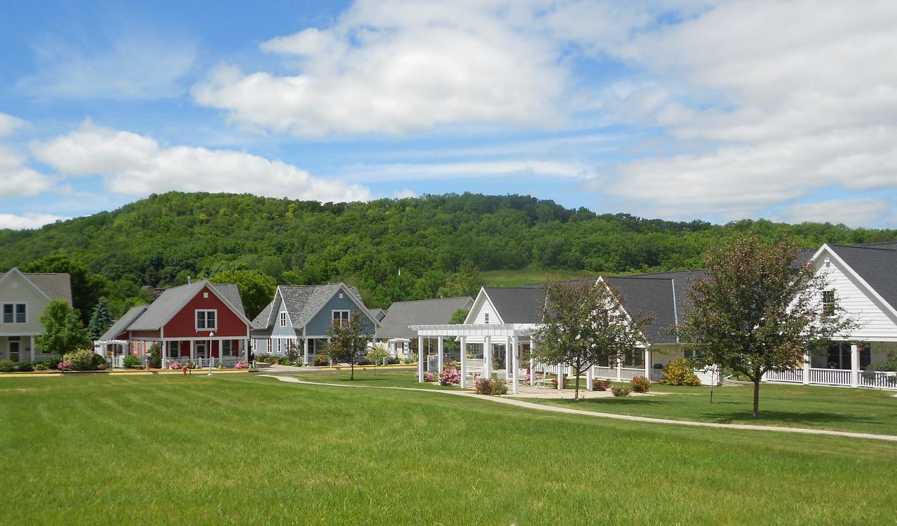 Village House Inn Winona Exteriér fotografie